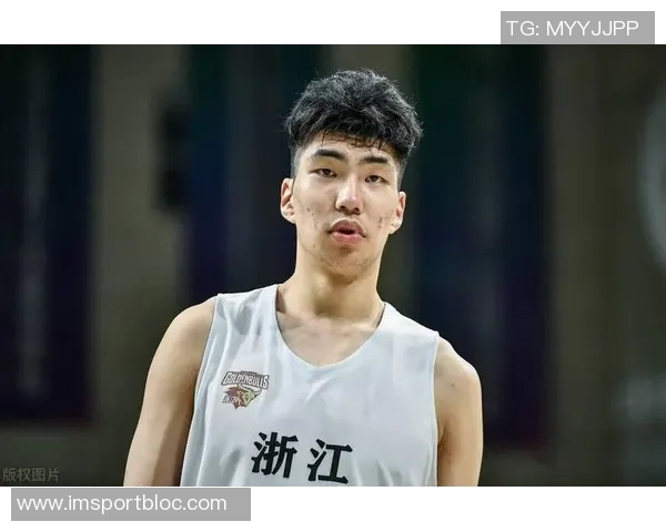 余嘉豪谈人生的艰难抉择与自我成长期待更好的未来回归