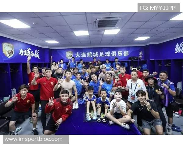 2025中甲大连鲲城队观众热情高涨总人数达75534场均超5000人