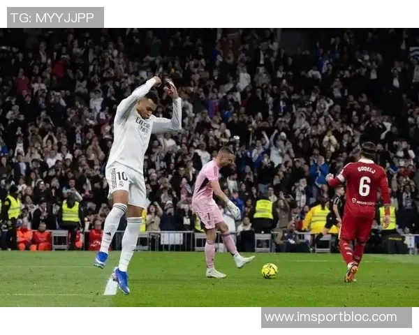 姆巴佩创队史新高今年为皇马打入54球追平C罗历史纪录