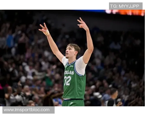 弗拉格手感欠佳全场14投仅中5三分球更是失准无一命中贡献12分7篮板