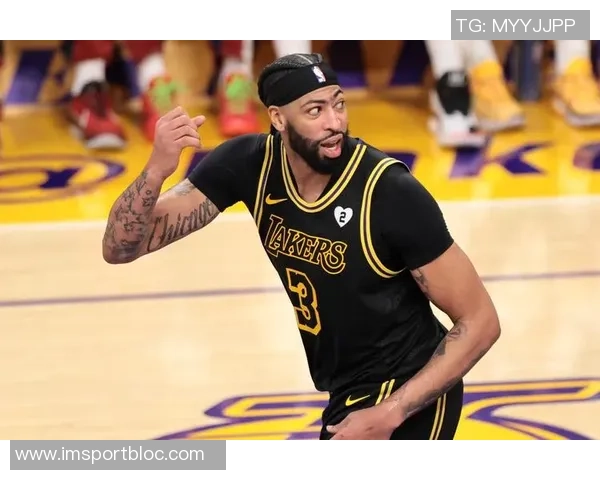 基德强调浓眉不仅进攻出色其防守能力同样对球队至关重要