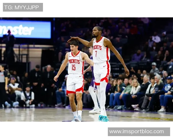 布克呼吁重用杰伦格林认为球队过度雪藏影响发挥